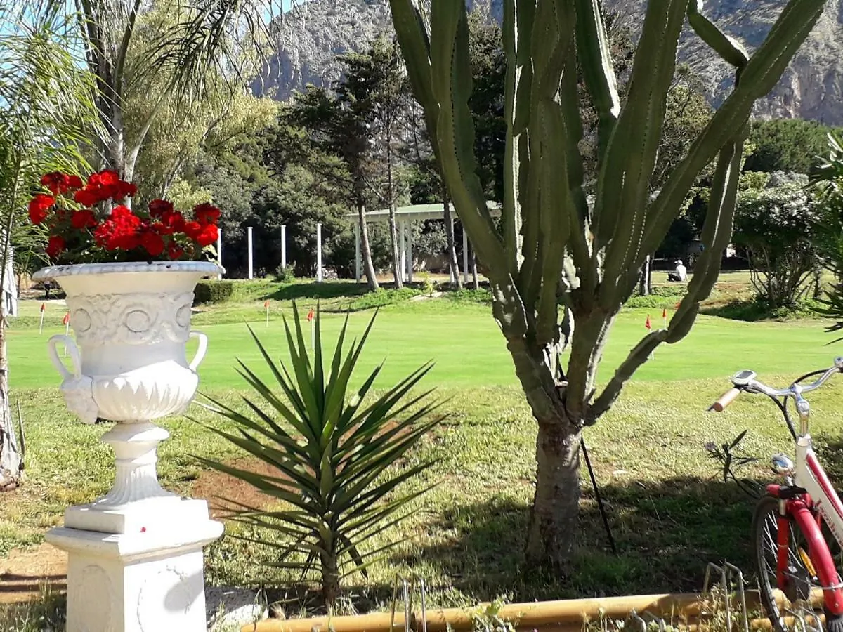A casa di giovi - Well connected to the airport&family friendly Appartamento Palermo 0*,